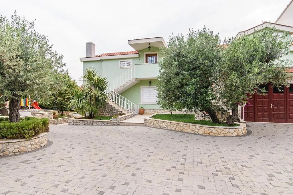 Apartments Dubravka Trogir