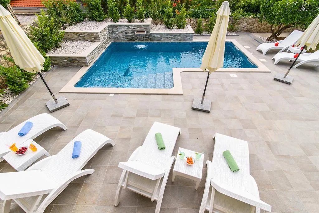Apartments Dubravka Trogir