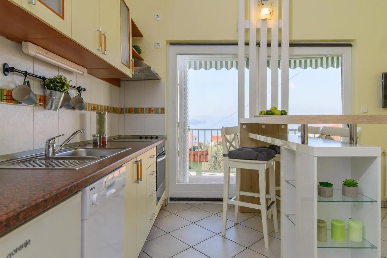 Apartments Dubravka Trogir 0*,  Kroatien